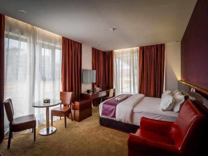 Wiwo Hotel Bintulu Ngoại thất bức ảnh