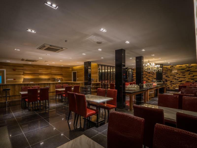 Wiwo Hotel Bintulu Ngoại thất bức ảnh